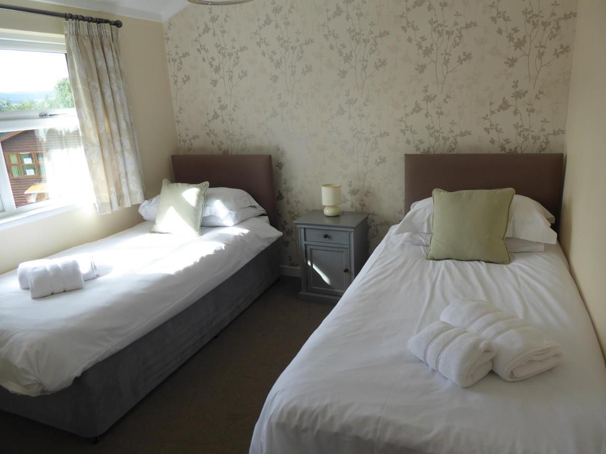 Trossachs Holiday Park Драймен Екстериор снимка